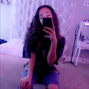 Meet your Posher, Camille